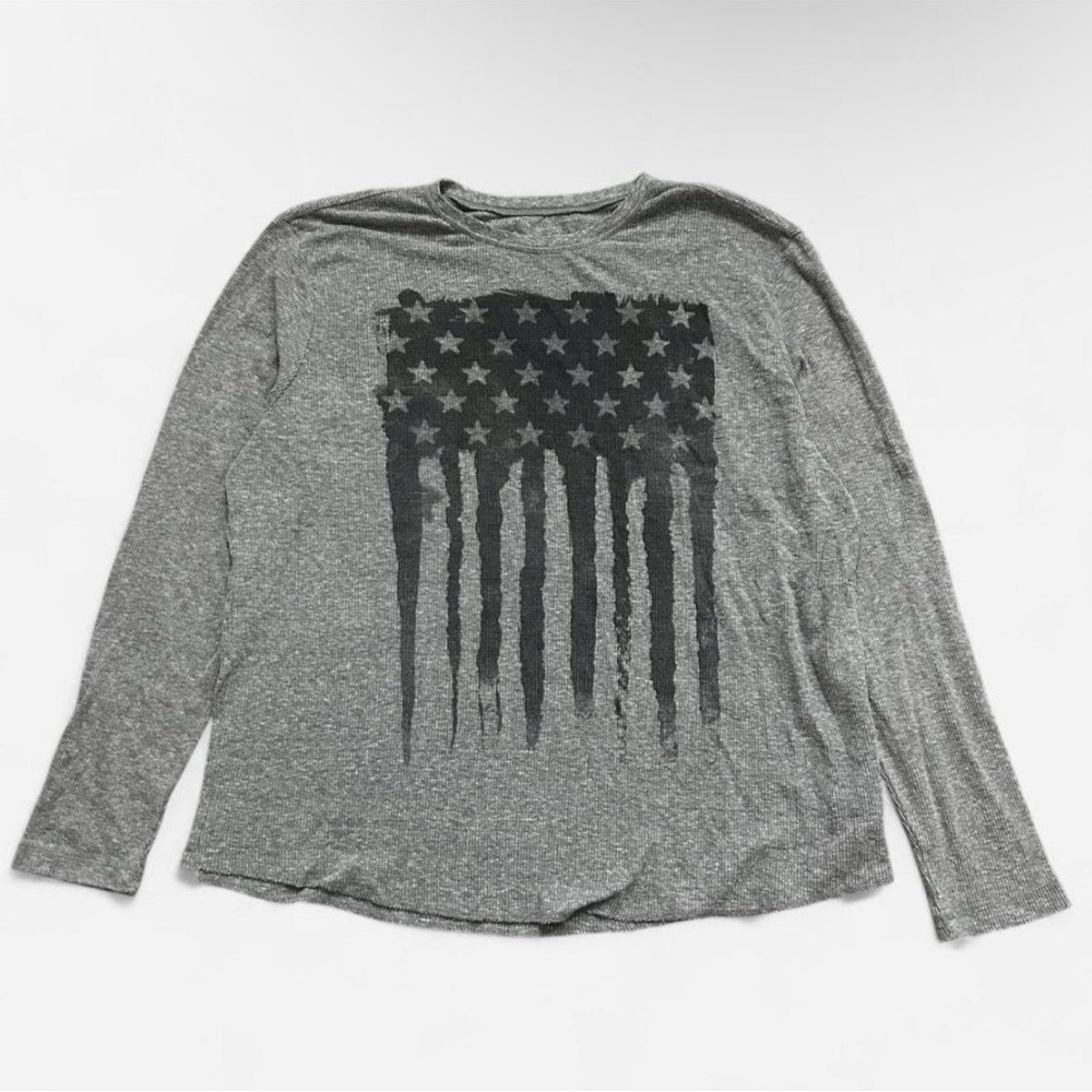 Faded Glory Grey Long-Sleeve Tee with Distressed Flag Graphic